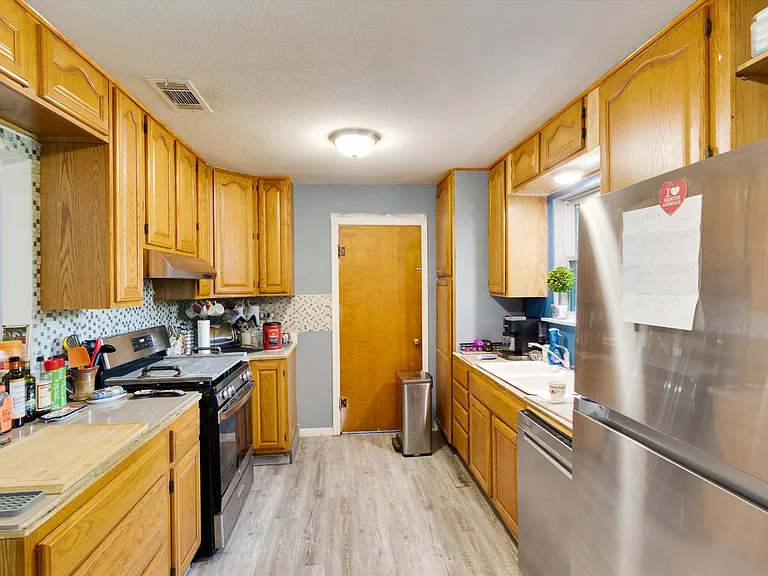 5509 Norma St — Photo 16