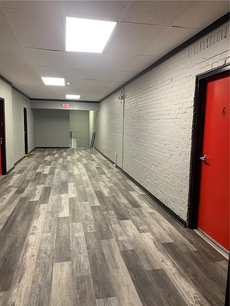 2 bed, 850 sqft, $950 — Photo 2