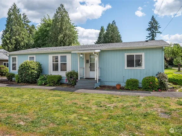 321 Balcer Street NE, Castle Rock, WA 98611