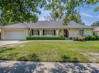 8517 E Tamarac Ln, Wichita, KS 67206