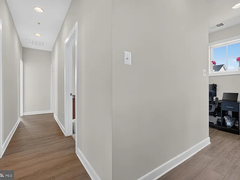 8739 Stone Jug Way — Photo 33