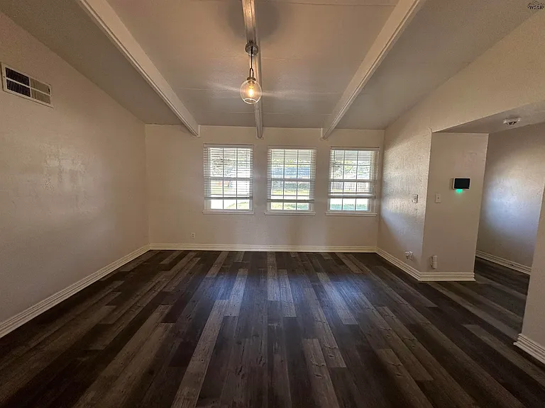4103 Berwick Dr — Photo 4