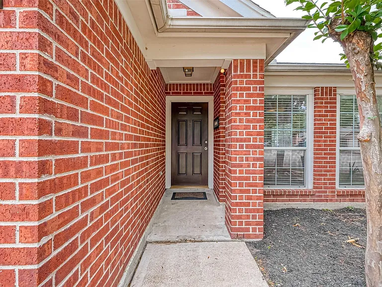 7306 Autumn Aspen Ln — Photo 2