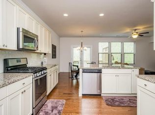 271 Stone Park Dr, Woodstock, GA 30188