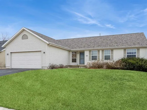 3027 28th Ave SW, Cedar Rapids, IA 52404