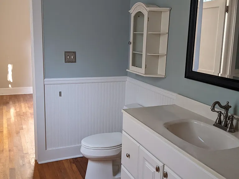209 E Faris Rd — Photo 35