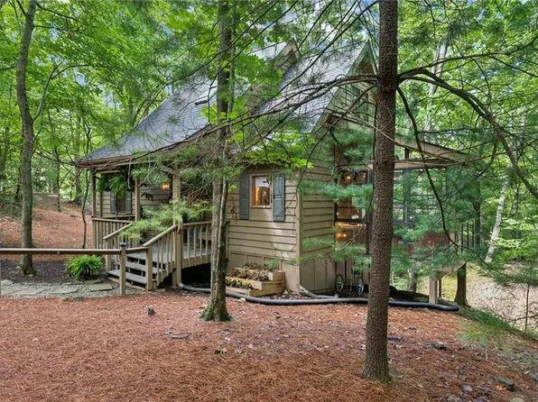 56 Sleeping Fawn Knl, Jasper, GA 30143