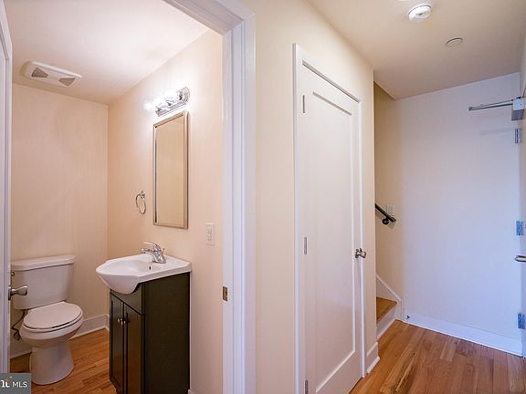 5th image of 1110 South St Unit 303