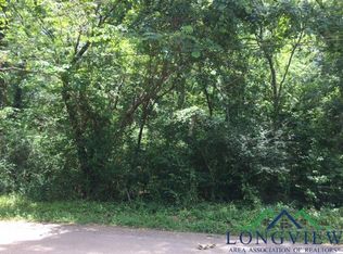 1516 E Lantrip St, Kilgore, TX 75662