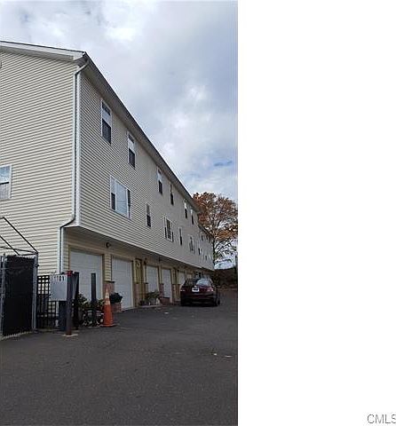 2nd image of 1901 E Main St APT 5