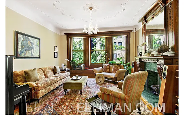 Sold by Douglas Elliman | media 21