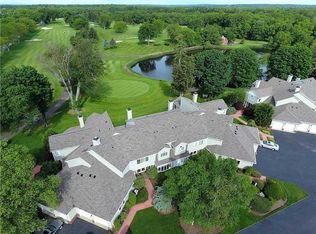 22 Eagle Dr, North Kingstown, RI 02852