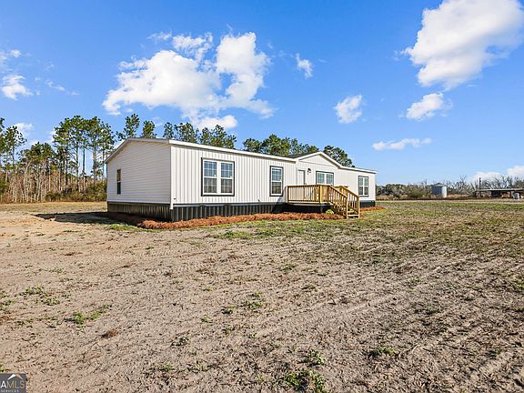 4th image of 4030 Lake Mayers Rd