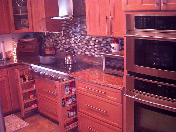 4th image of 3962 NE Breakwater Dr