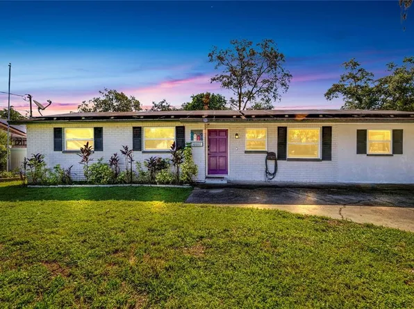 10017 N PAWNEE AVENUE, TAMPA, FL 33617