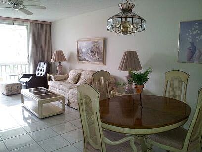 3rd image of 18601 NE 14th Ave APT 208