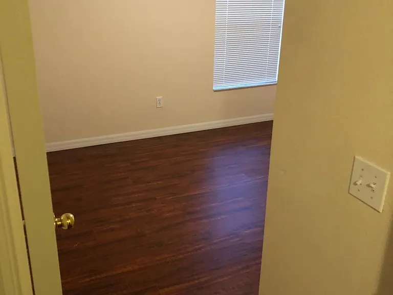 509 Albatross Dr — Photo 3