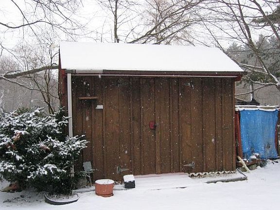 storage shed with electricity