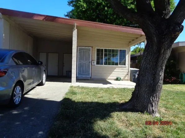 484 Fir St, Vacaville, CA 95688