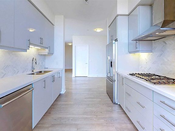 2nd image of 3975 Grand Park Dr Unit 4806