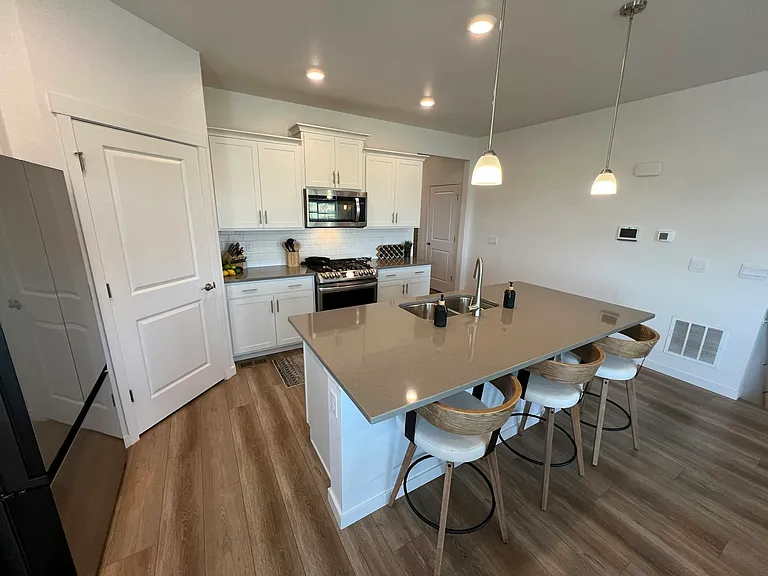1858 Mount Monroe Dr — Photo 11