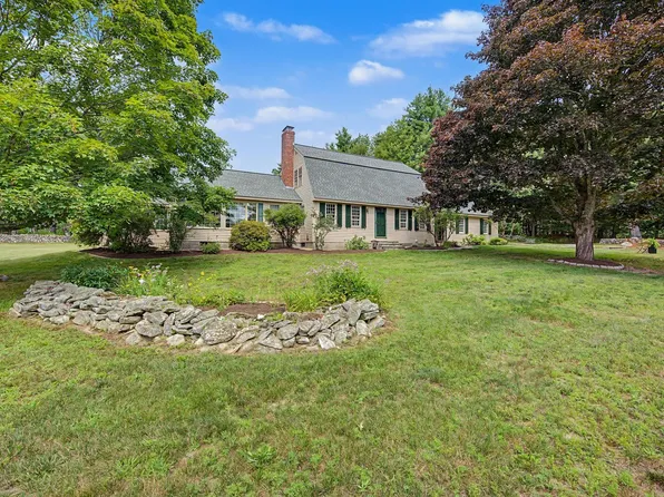1526 King Hill Road, New London, NH 03257