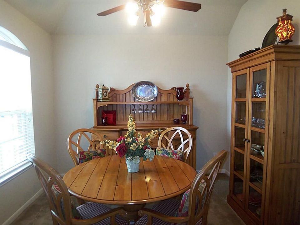 2nd image of 6131 Sierra Springs Ln