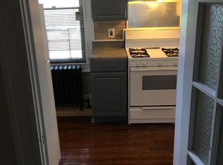 215 W 29th St, Baltimore, MD 21211