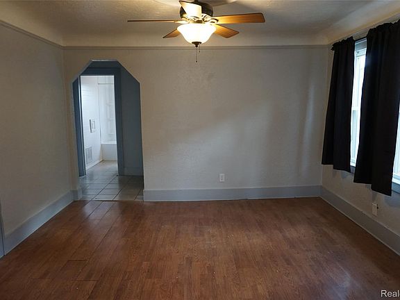 5th image of 1713 Austin Ave