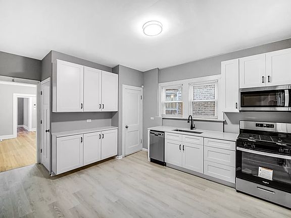 4th image of 8338 Lochdale St