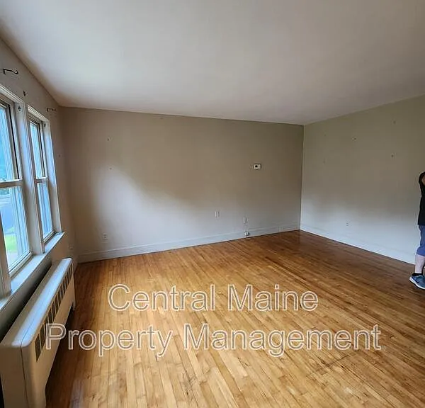 156 Cottage St #2 — Photo 10