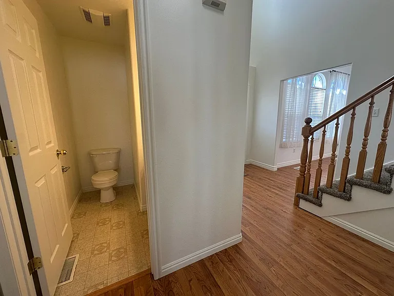 2511 Goodnight Dr — Photo 32