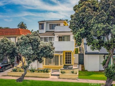 208 15th St, Huntington Beach, CA, 92648