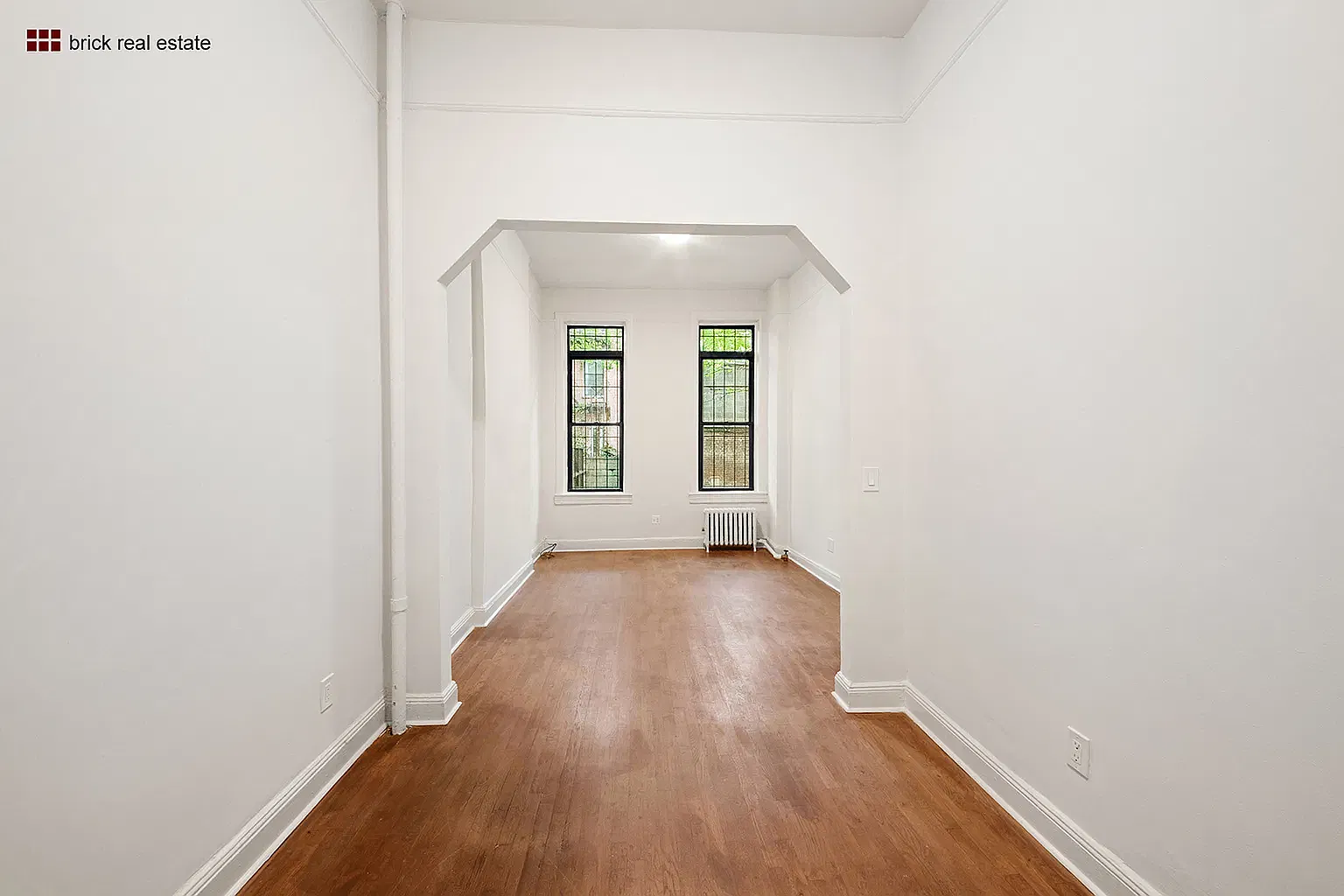 36 Willow Place — Photo 1