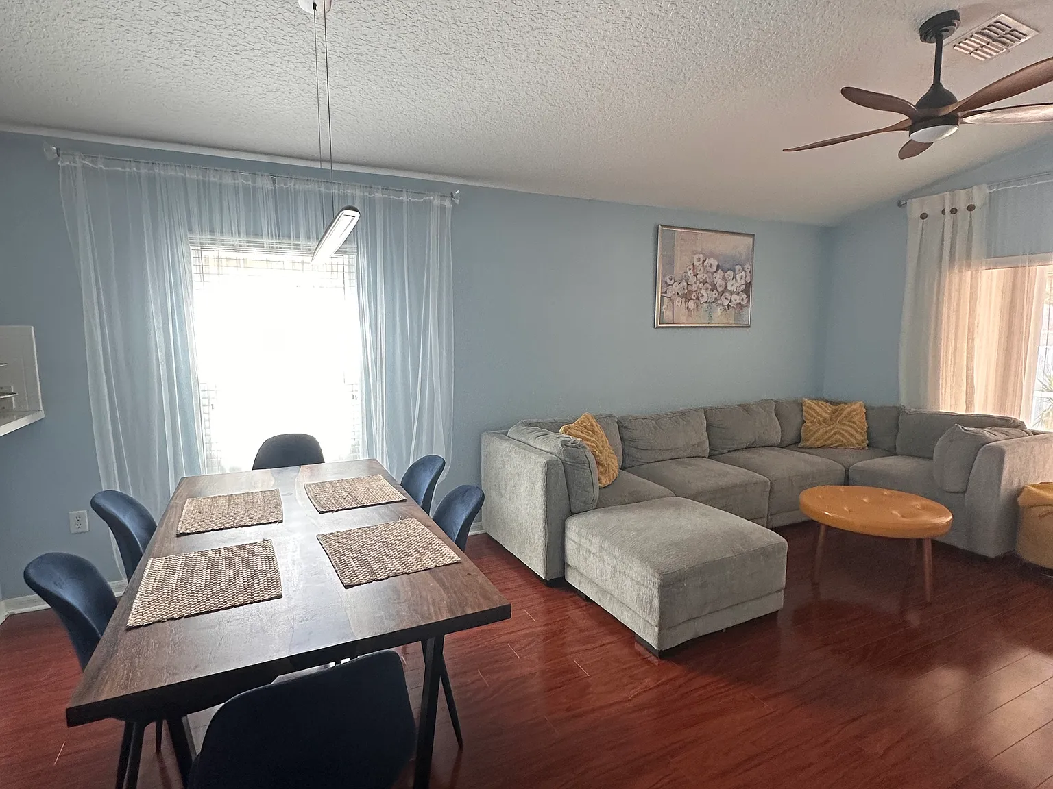 7749 Prospect Hill Cir — Photo 2