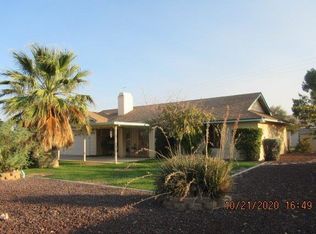 21199 Sitkan Rd, Apple Valley, CA 92308