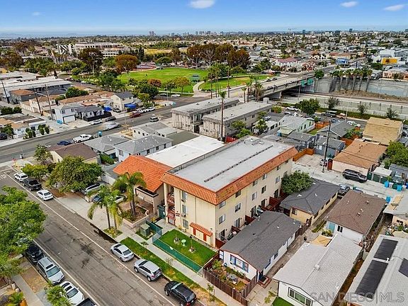 4th image of 4226 41st St