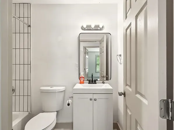 1714 Le Grand St, Savannah, GA