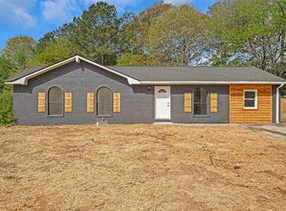 8833 E Bourne Dr, Jonesboro, GA 30238