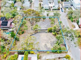 1705 6th St, Sarasota, FL 34236