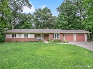 3614 Ridgemont Ct SE, Grand Rapids, MI 49546