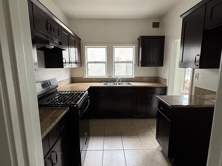 6434 Stafford Ave — Photo 8