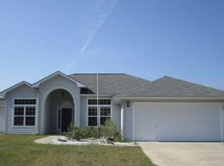 234 S Lake Forest Dr, Kingsland, GA 31548