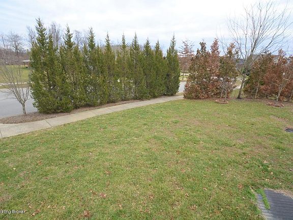 3rd image of 7601 Pavilion Park Rd