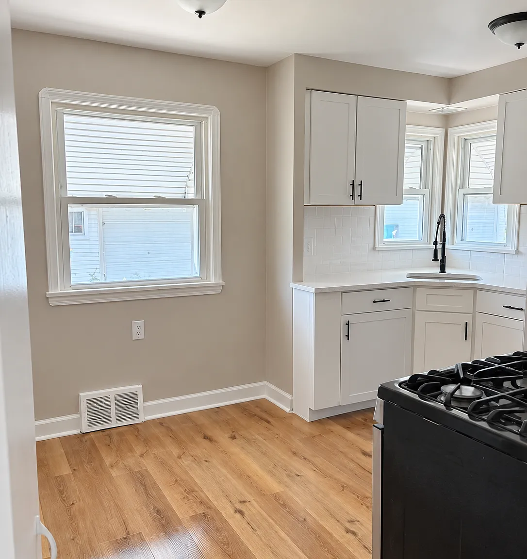 3 bed, 1085 sqft, $1,650 — Photo 4