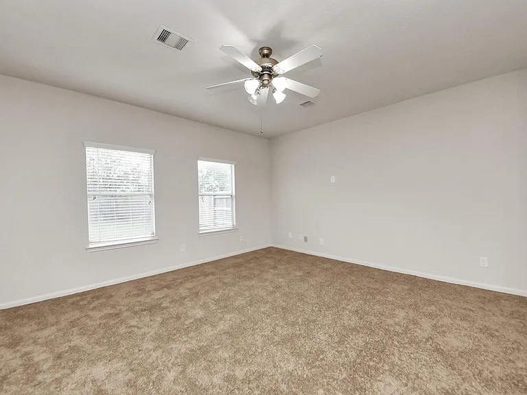 6702 Albion Crescent Dr — Photo 7