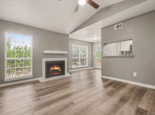 3645 W Northgate Dr APT 201, Irving, TX 75062