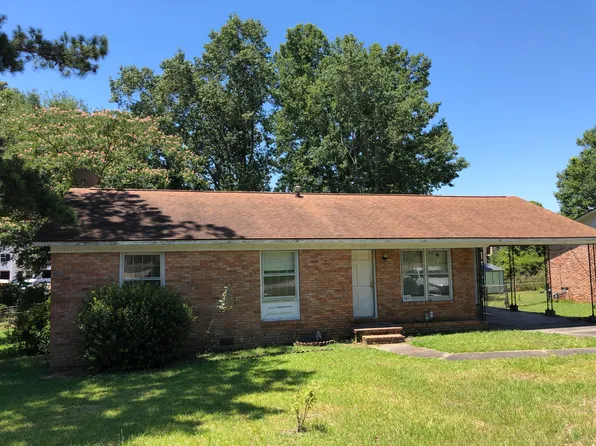 7611 Peppercorn Ln, North Charleston, SC 29420