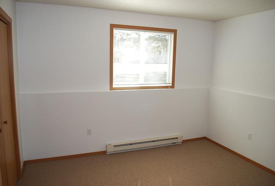 100 Industrial Dr APT 7, Volga, SD 57071 Zillow