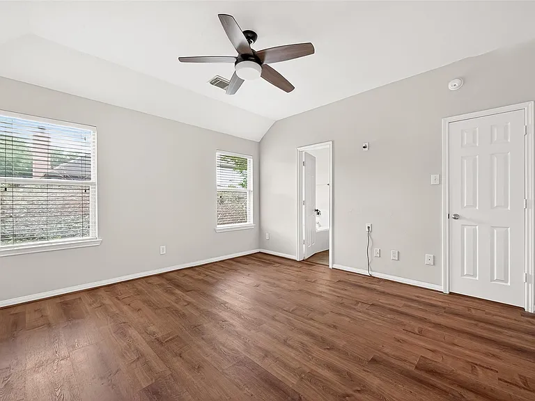 6030 Wildbriar Ln — Photo 39